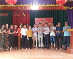 Hội Nông dân xã Trường Sơn, huyện Đức Thọ tổ chức ra mắt Chi hội nghề nghiệp Sản xuất kinh doanh đồ mộc