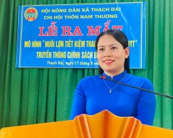 Đc Nguyễn Thị Hồng Phương - Chủ tịch Hội Nông dân xã khai mạc và thông qua quyết định thành lập mô hình