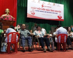 Cán bộ, hội viên, nông dân Hương Khê phối hợp, tham gia hiến tặng 305 đơn vị máu