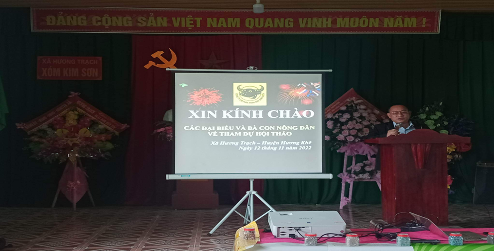 Hội Nông dân xã Hương Trạch phối hợp tổ chức tập huấn kỹ thuật sử dụng phân bón