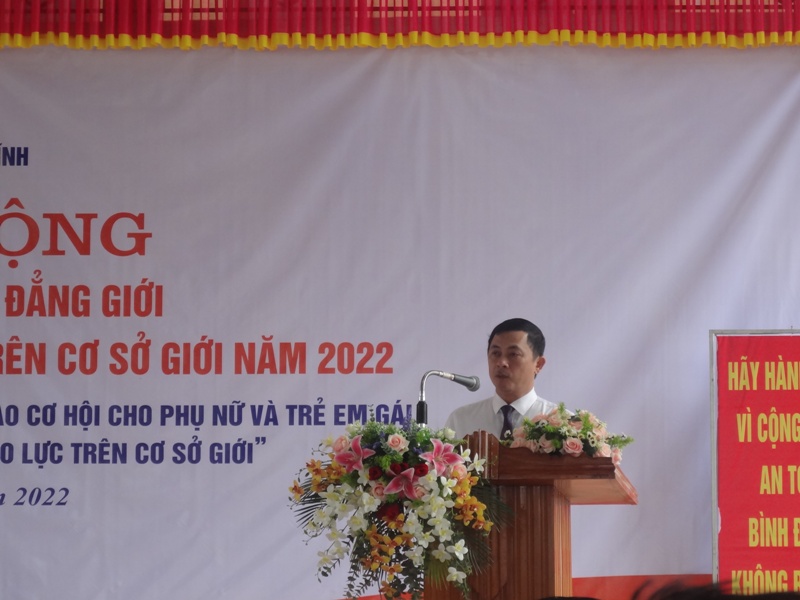 Đồng chí Lê Ngọc Châu, Phó Chủ tịch Uỷ ban nhân dân tỉnh phát biểu tại lễ phát động.
