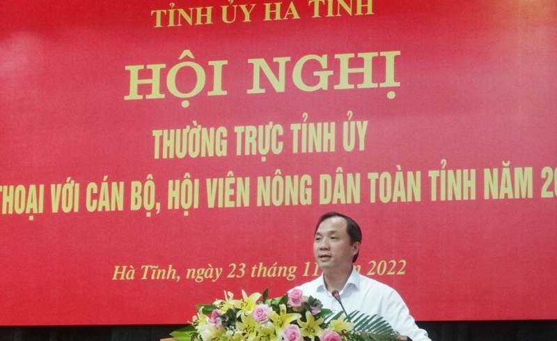 Đồng chí Hoàng Trung Dũng - Ủy viên Trung ương Đảng, Bí thư Tỉnh ủy Hà Tĩnh kết luận tại Hội nghị đối thoại