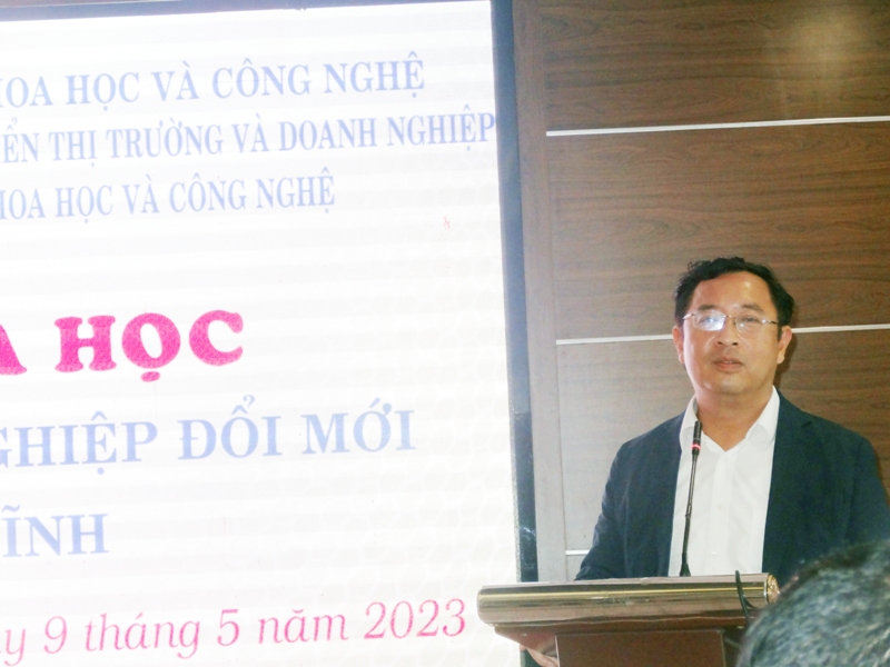 Tiến sỹ Phạm Hồng Quất - Cục trưởng Cục Phát triển thị trường và doanh nghiệp khoa học và công nghệ phát biểu tại hội thảo