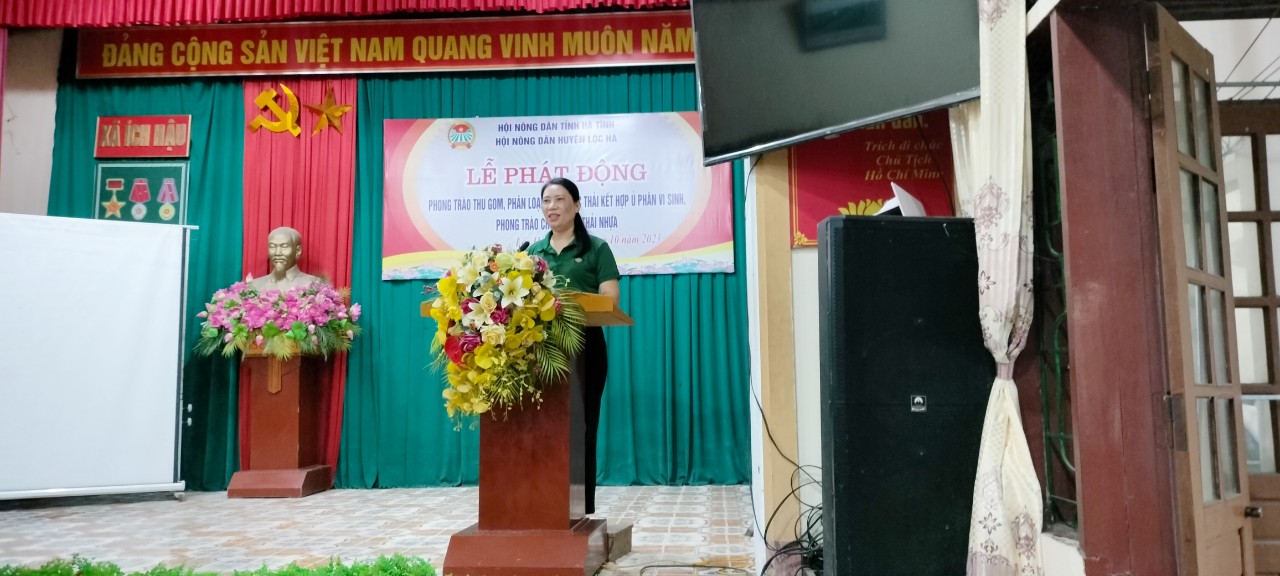 Hội Nông dân huyện Lộc Hà phát động phong trào thu gom, phân loại, xử lý rác thải