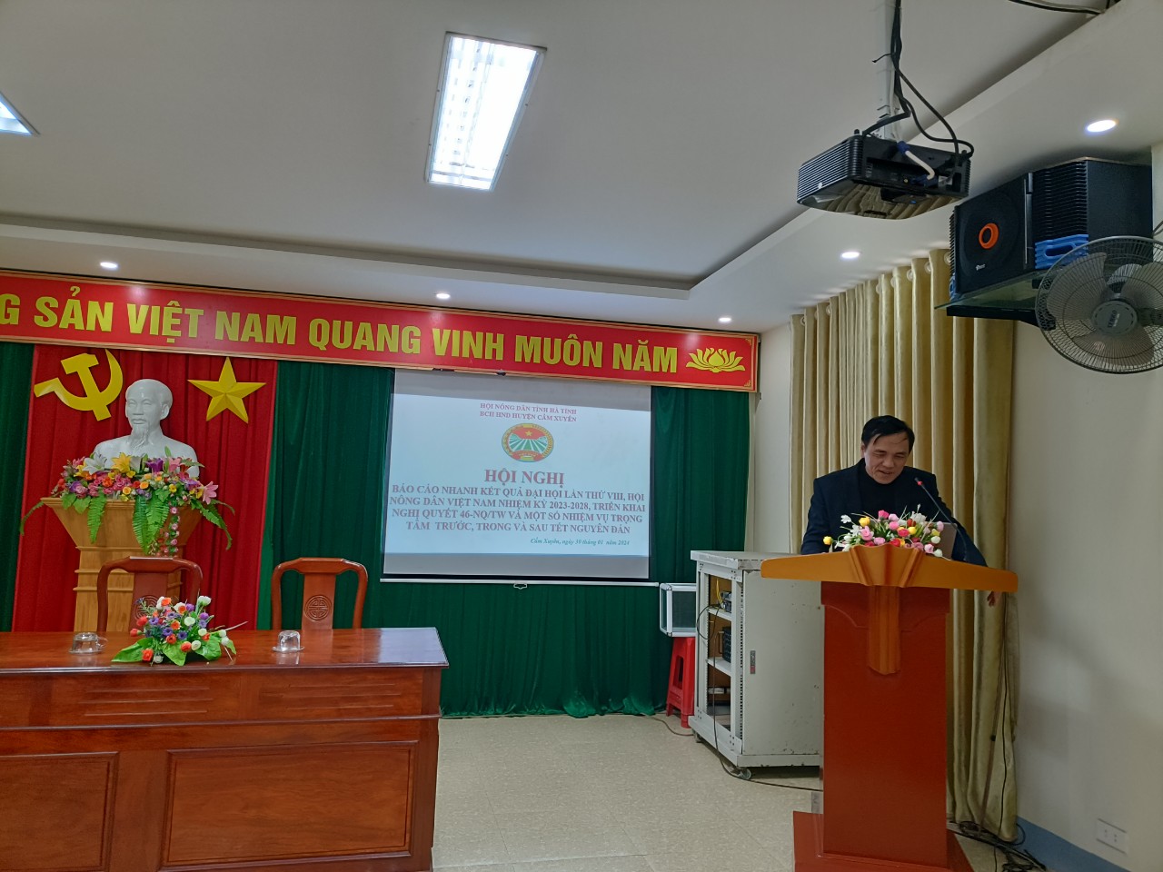 Hội Nông dân Cẩm Xuyên tổ chức Hội nghị Báo cáo kết quả Đại hội đại biểu toàn quốc Hội Nông dân Việt Nam lần thứ VIII và triển khai nhiệm vụ
