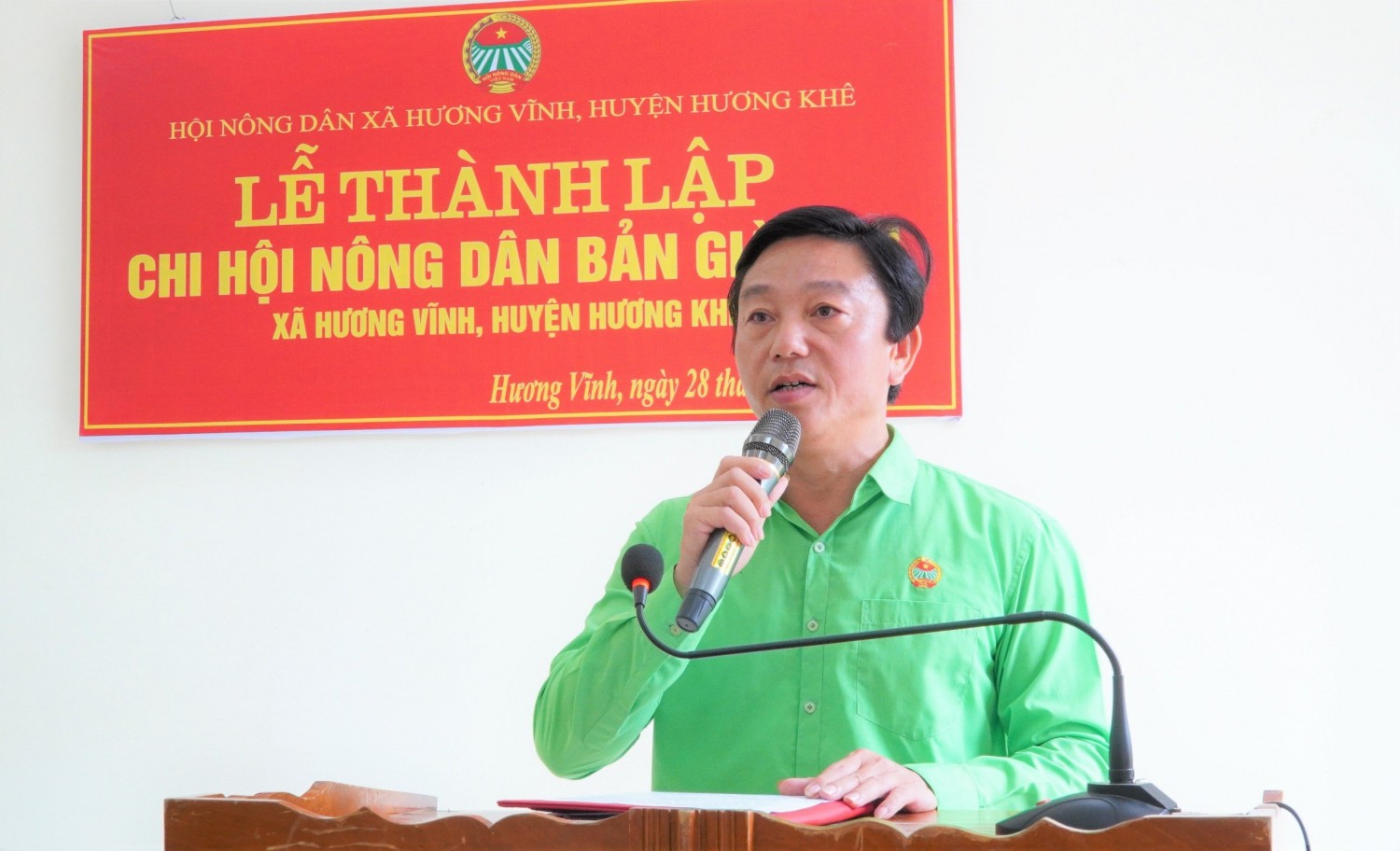 Đồng chí Đinh Công Tịu HUV, Chủ tịch HND huyện phát biểu tại Lễ ra mắt