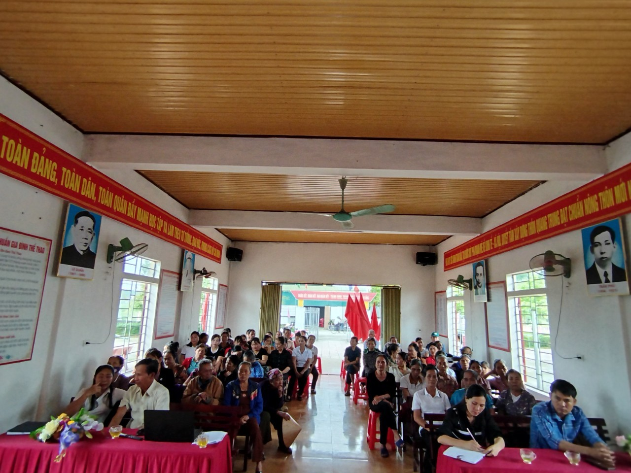 Hình ảnh sinh hoạt chi hội tại thôn Quang Trung