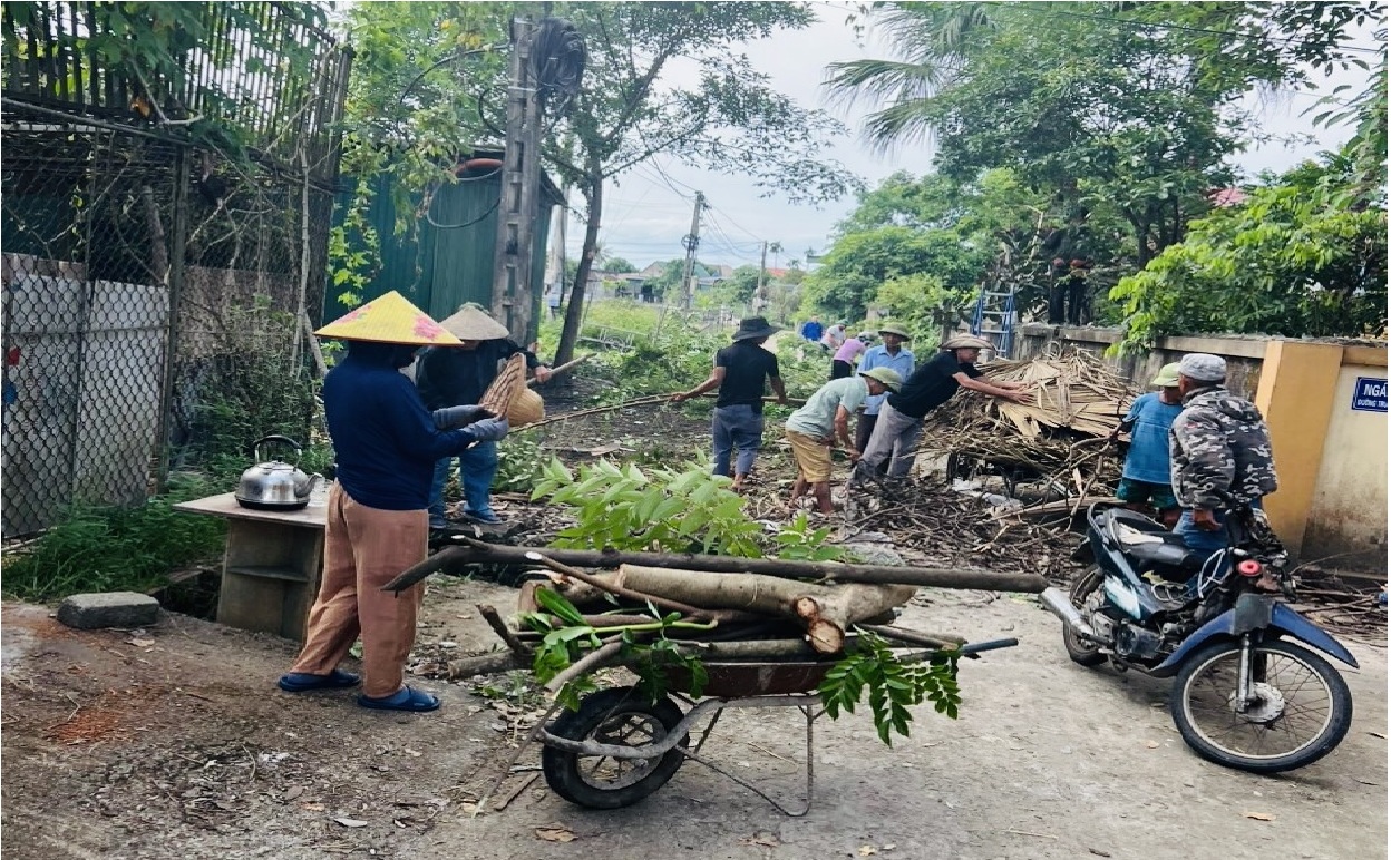 Chi hội thôn Thúy Hội xã Thạch Hưng tích cực tham gia xây dựng khu dân cư nông thôn mới kiểu mẫu