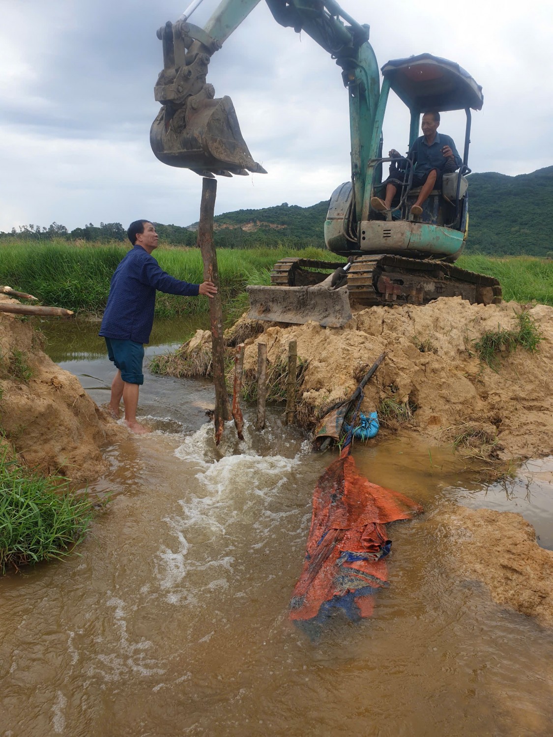 gen h z6869871951643 38b23ce4ced43344fcfb82e5a50e205f