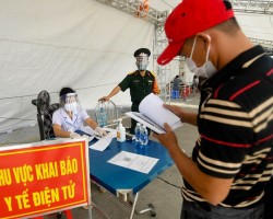 Việt Nam dừng khai báo y tế nội địa