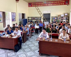 Đại biểu, cán bộ, hội viên nông dân Chi hội Phúc Thuận tham gia Đại hội