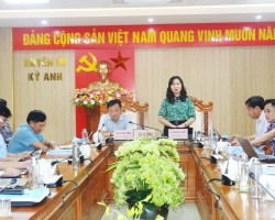 Nguyễn Thị Mai Thủy – Tỉnh ủy viên, Chủ tịch Hội Nông dân tỉnh phát biểu