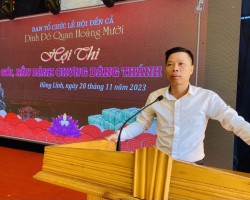 Đc Nguyễn Duy Đăng - Phó Chủ tịch Hội Nông dân thị xã khai mạc Hội thi