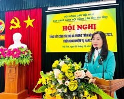 Đồng chí Nguyễn Thị Mai Thủy - Tỉnh ủy viên, Phó Trưởng ban Thường trực Ban Dân vận Tỉnh ủy phát biểu