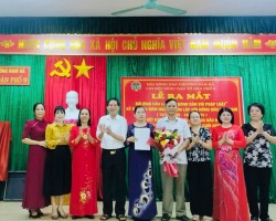 Hội Nông dân phường Nam Hà ra mắt Câu lạc bộ Nông dân với pháp luật