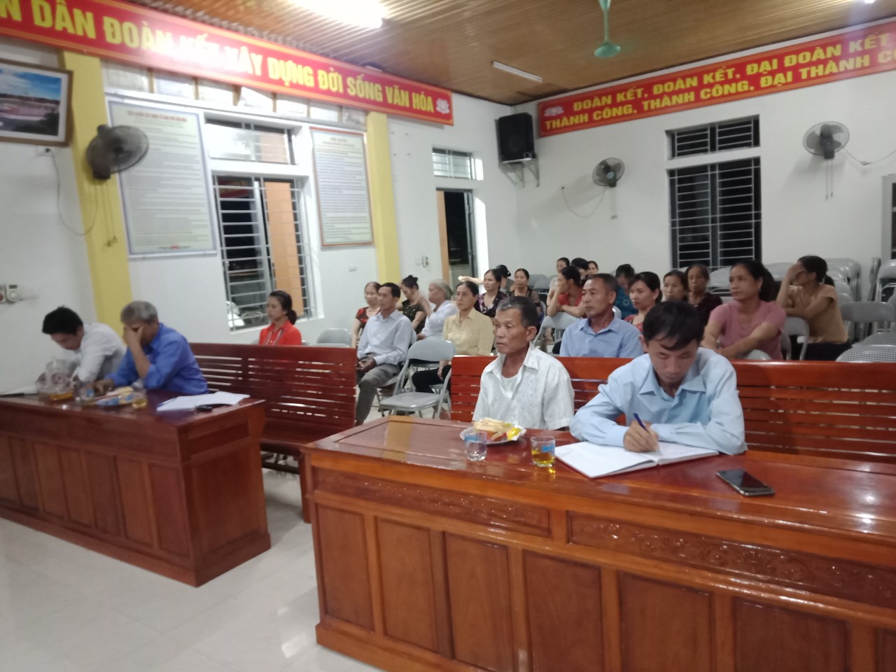 NBan cán sự và hội viên ND Thuận Minh tham dự Hội Nghị